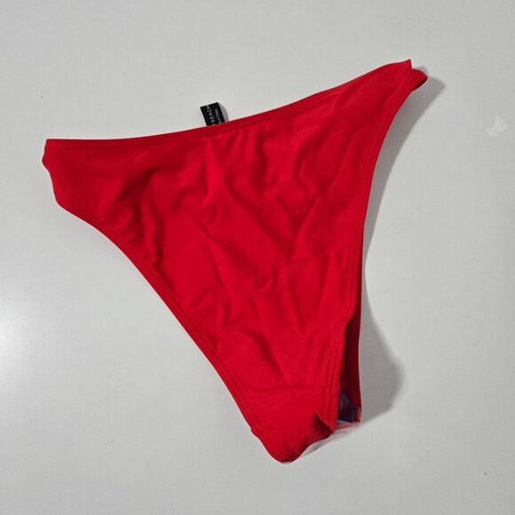 South Beach essentials knot front bikini bottom‎ in red - Size 10 - Picture 4 of 7